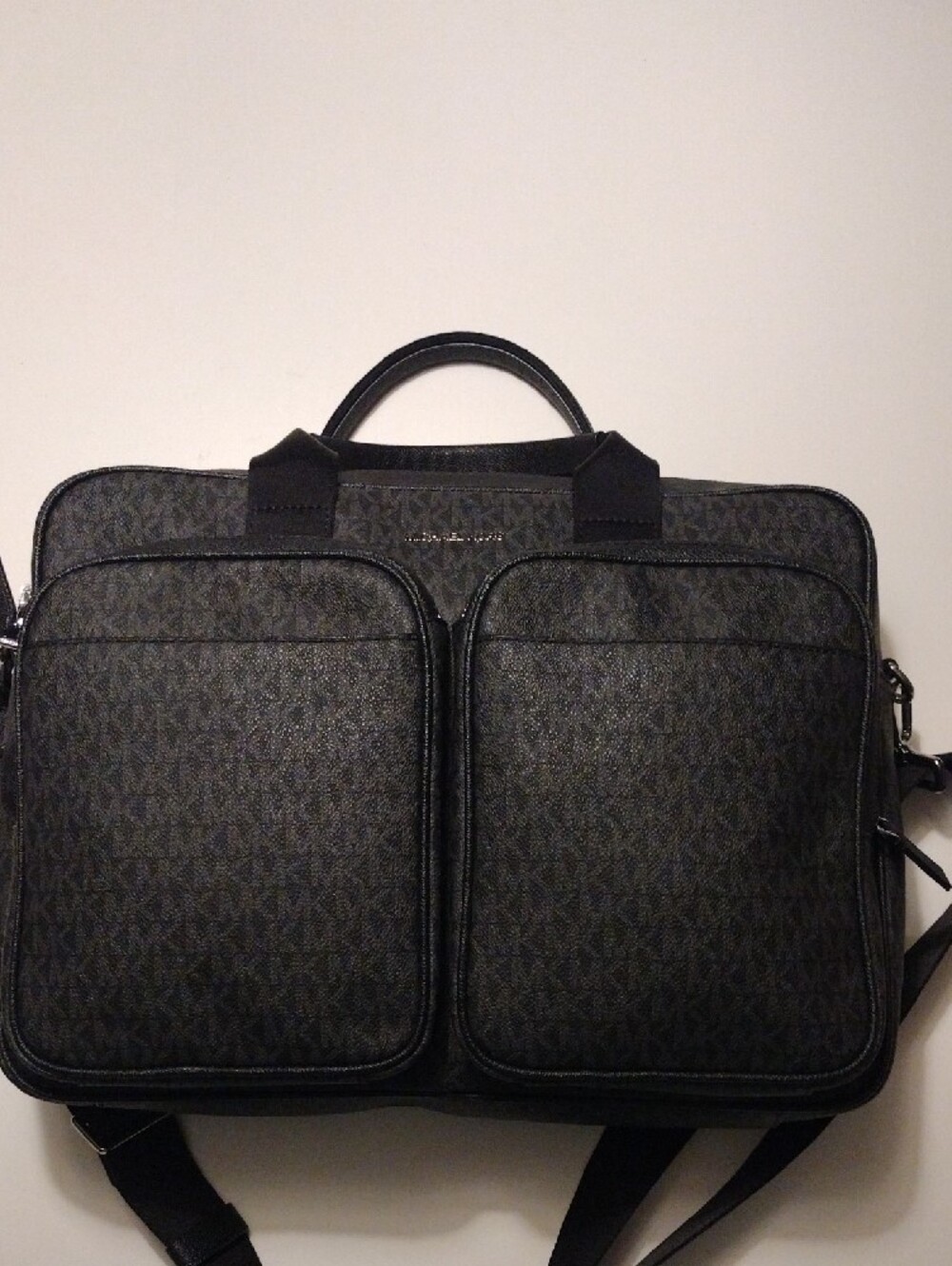 Michael Kors Black Men's Laptop Briefcase with Dual Front Pockets. Pre-owned